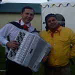 Заказать услуги баяниста на праздник.