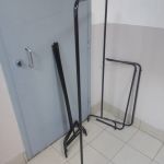 Стойки - вешалки, б/у, 3 штуки.